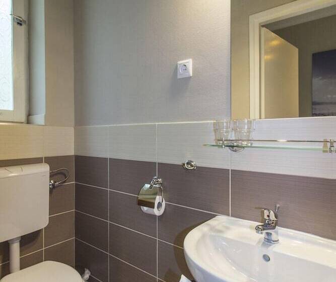 בית מלון כפרי Garda