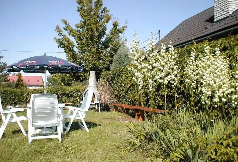 Отель Krisztina Panzió