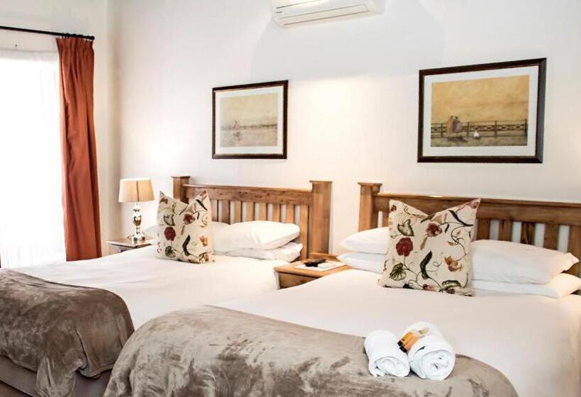 فندق Matoppo Inn