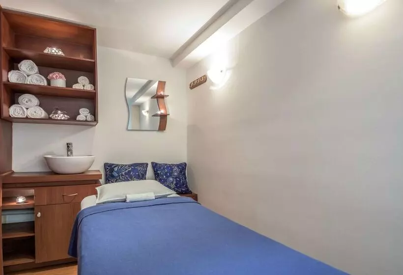 Hotelli NH Collection Quito Royal