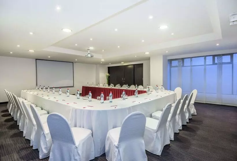 Hotelli NH Collection Quito Royal