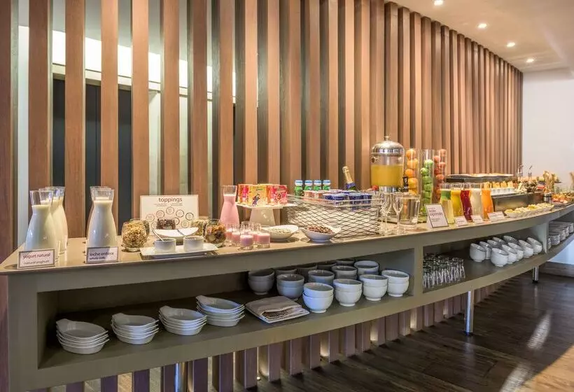 Hotelli NH Collection Quito Royal