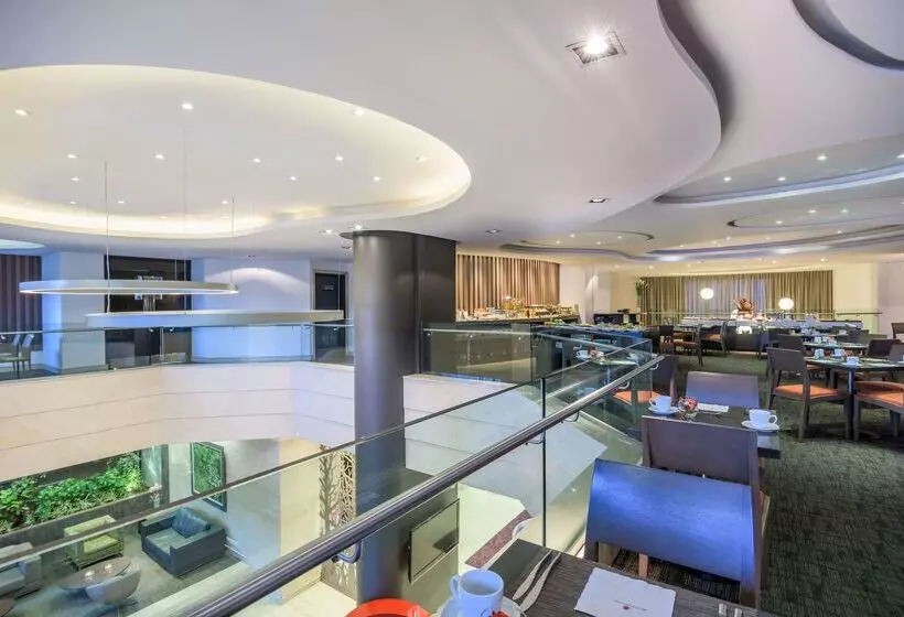 Hotelli NH Collection Quito Royal