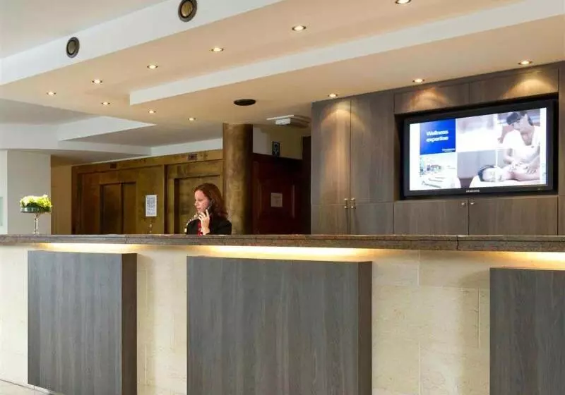 فندق Opera Antwerpen Centrum