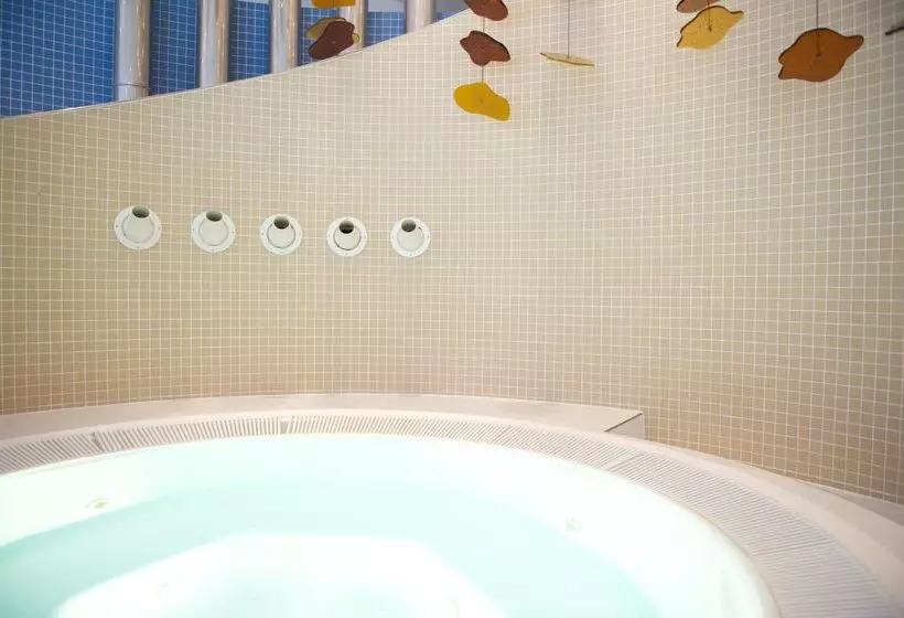 فندق Radisson Blu Furst Leopold