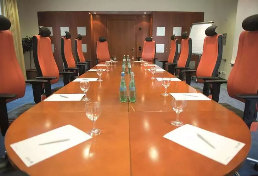 فندق Radisson Blu Furst Leopold