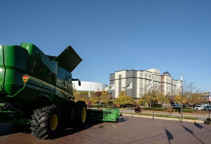 호텔 Wyndham Moline On John Deere Commons