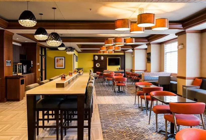 호텔 Wyndham Moline On John Deere Commons