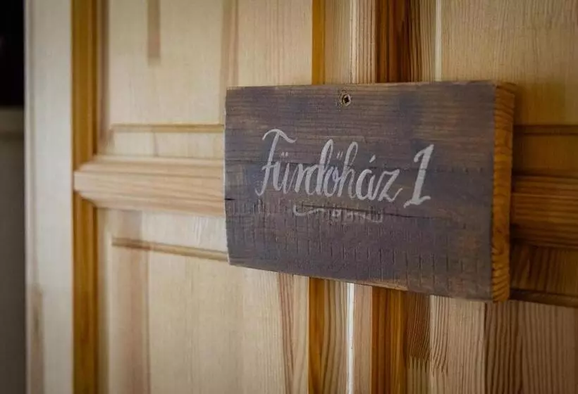 Nomad Hotel & Glamping