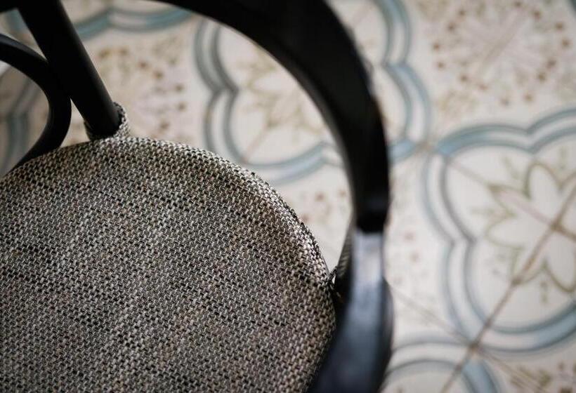 Nomad Hotel & Glamping