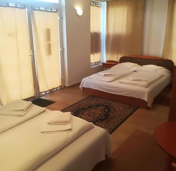 Rózsa Csárda Bungalow & Caravan Park