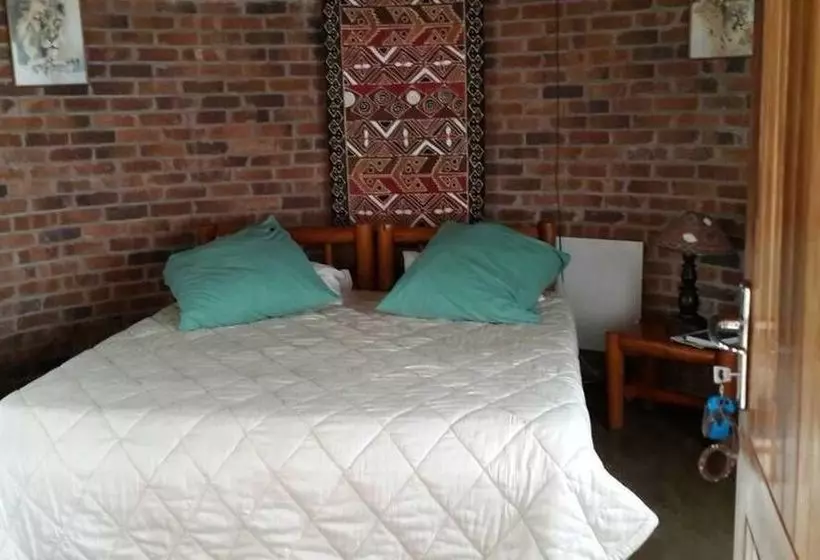 تختخواب و صبحانه Southern Comfort Lodge