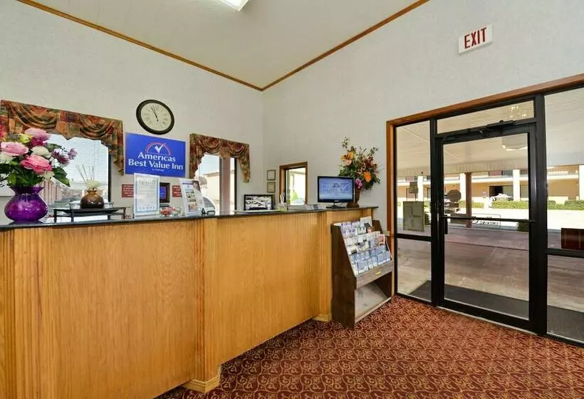 Отель Americas Best Value Inn Brookhaven