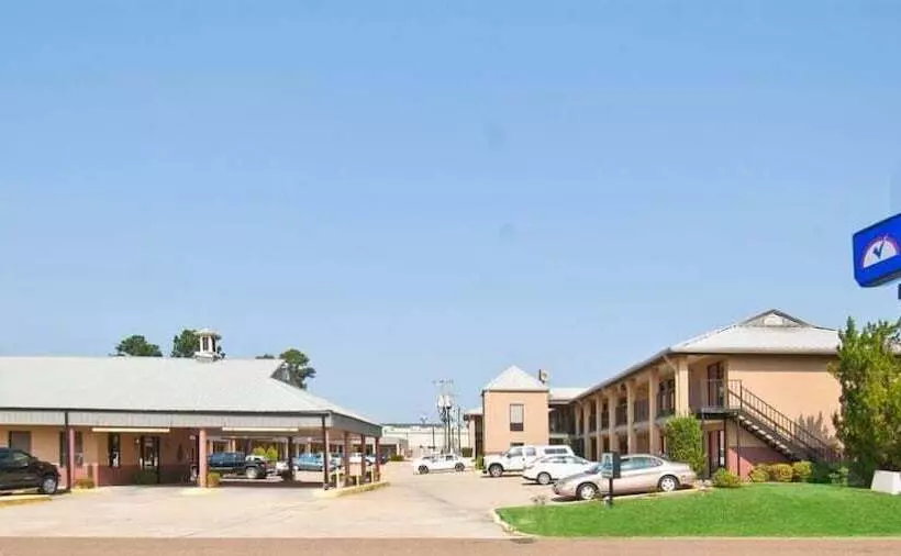Отель Americas Best Value Inn Brookhaven