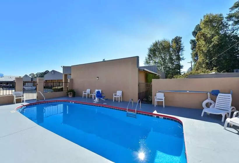 Отель Americas Best Value Inn Brookhaven