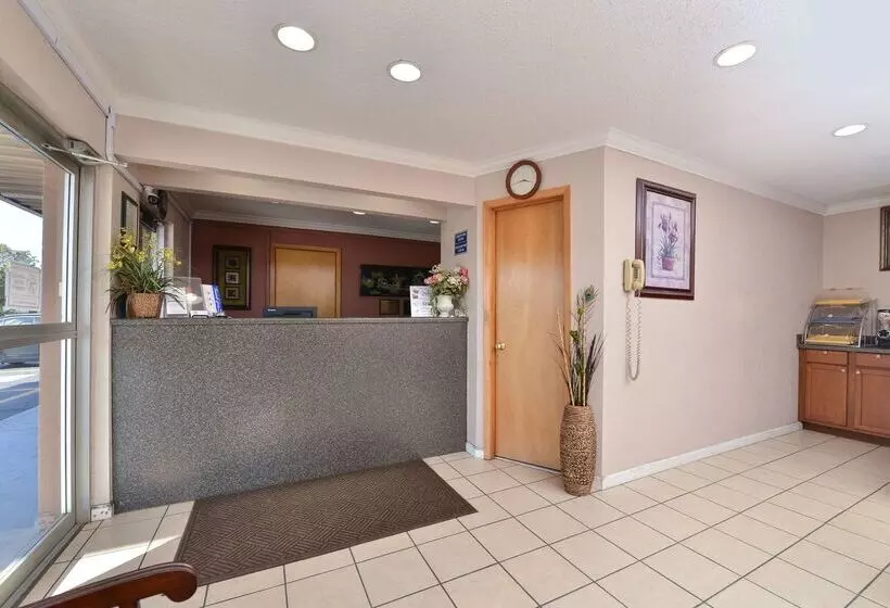 ホテル Americas Best Value Inn Indianola