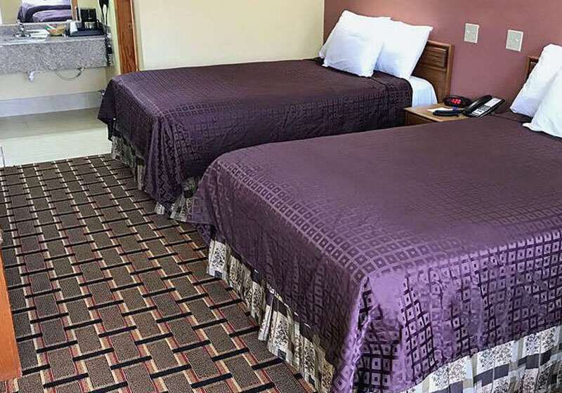 فندق Americas Best Value Inn Indianola