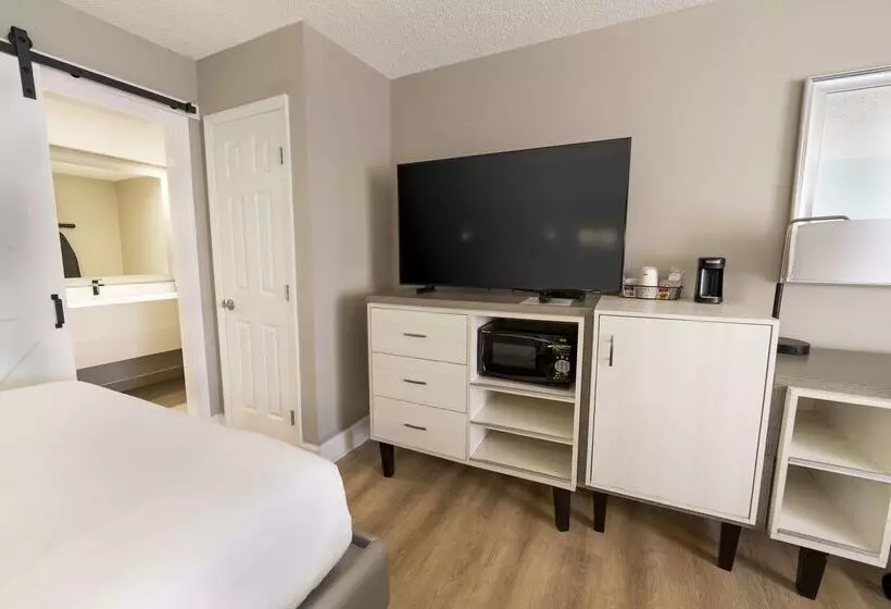 فندق Best Western Seaside Inn