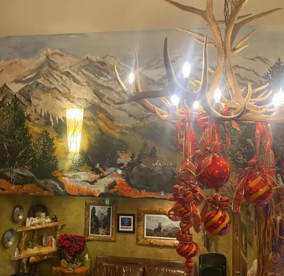 Отель Browns Canyon Inn