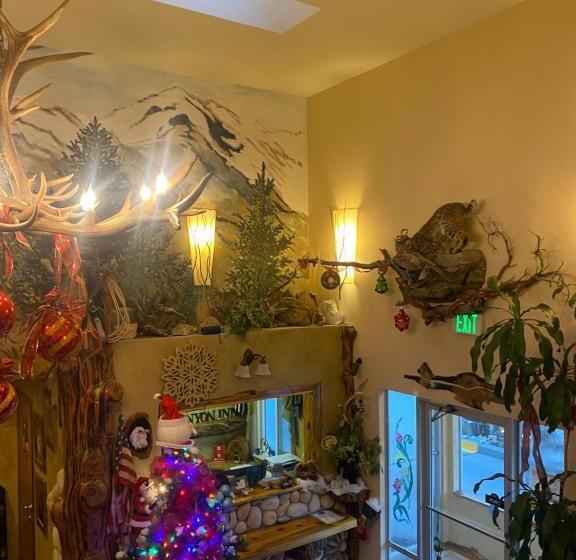 فندق Browns Canyon Inn