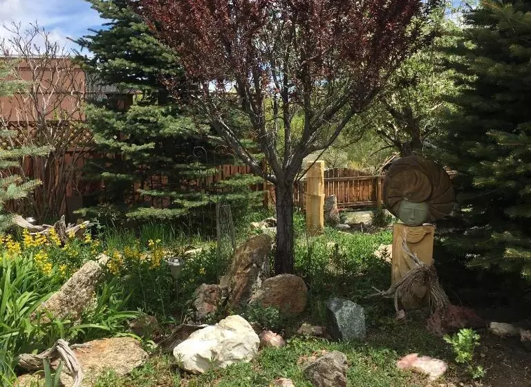 Отель Browns Canyon Inn