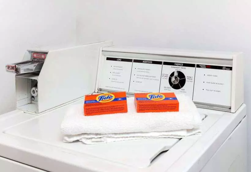 فندق Days Inn By Wyndham Alhambra Ca