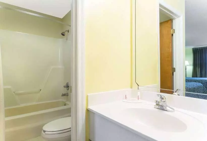 فندق Days Inn By Wyndham Lamont/monticello