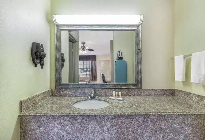 酒店 Days Inn By Wyndham Rayville