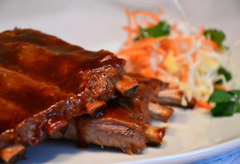 فندق Denali Bluffs