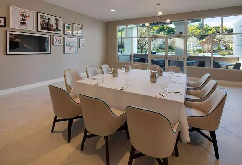 酒店 Embassy Suites By Hilton San Rafael Marin County