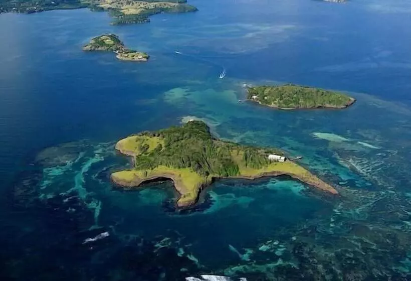 هتل Hôtel Frégate Bleue