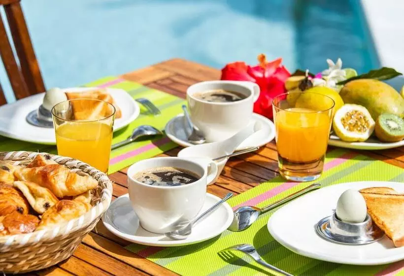 هتل Hôtel Frégate Bleue