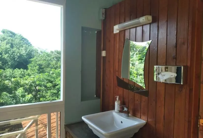 هتل Hôtel Frégate Bleue