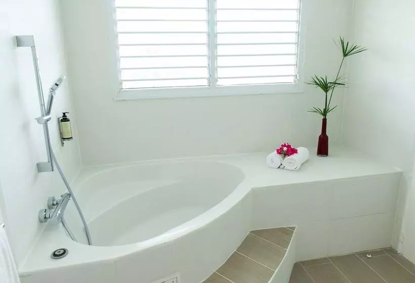 هتل Hôtel Frégate Bleue