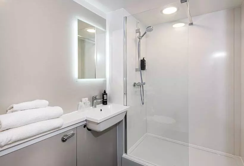 ホテル Ibis Plymouth