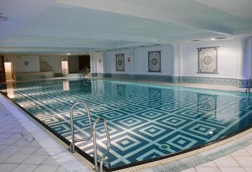 فندق Inishowen Gateway