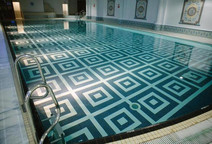 فندق Inishowen Gateway