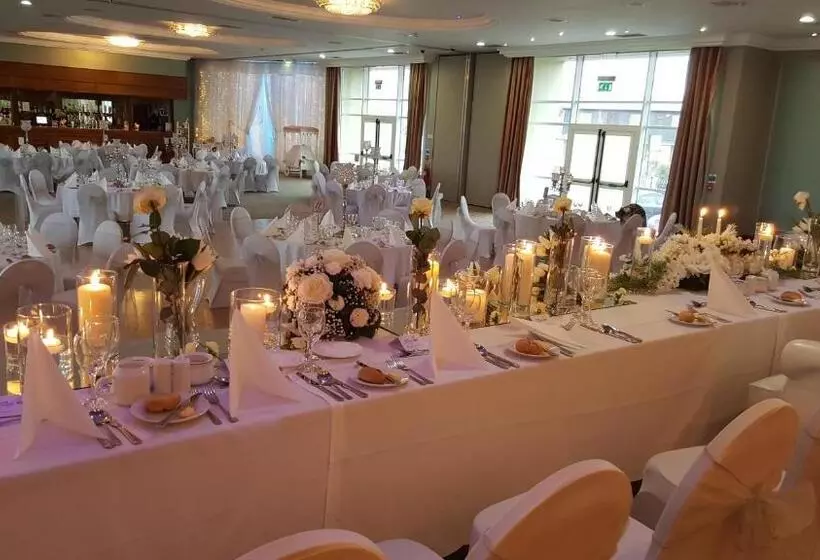 Отель Inishowen Gateway