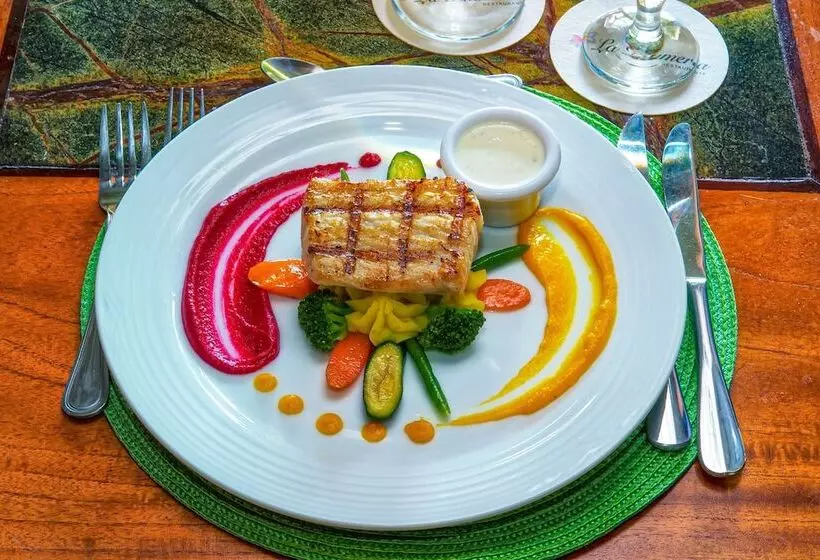 Отель Jardin Del Eden Boutique