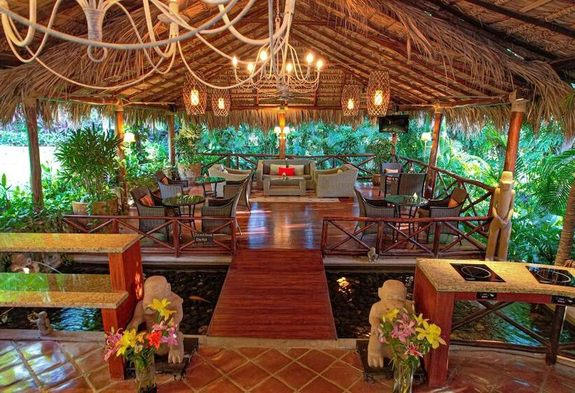 هتل Jardin Del Eden Boutique