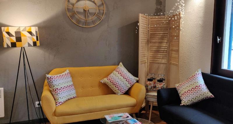 فندق Kyriad Genève St Genis Pouilly