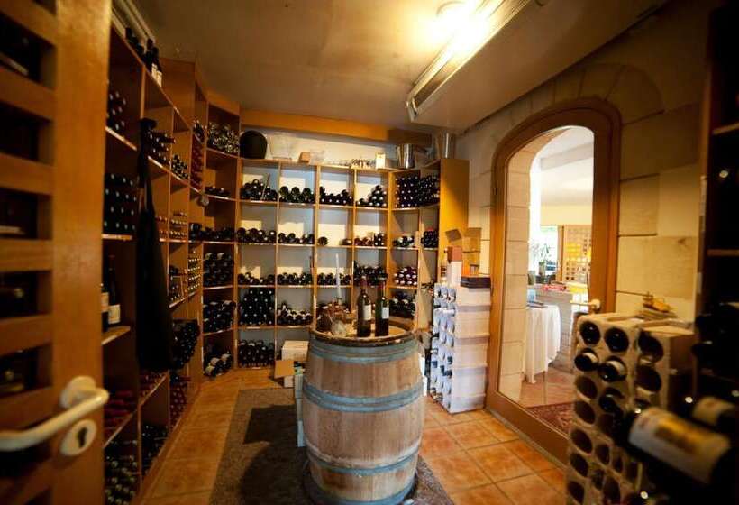 فندق Les Jardins Du Lac