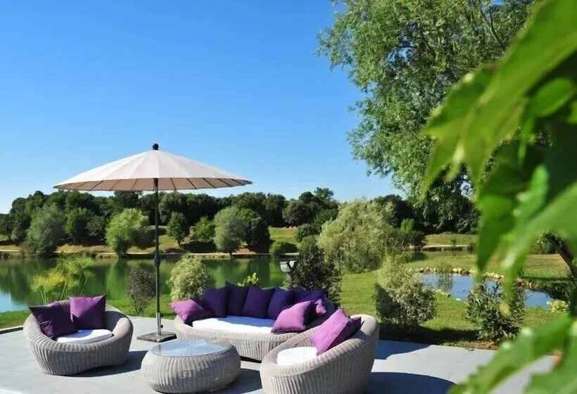 호텔 Les Jardins Du Lac