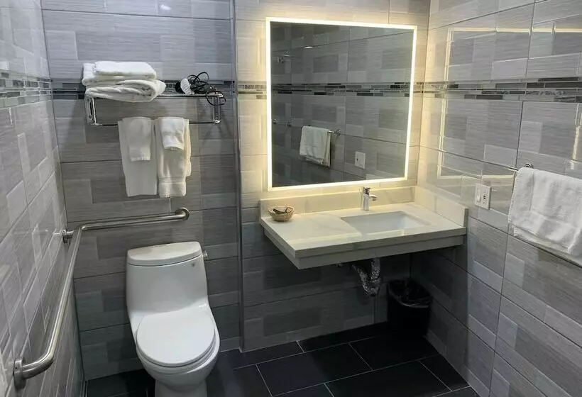 酒店 Mirage Inn And Suites