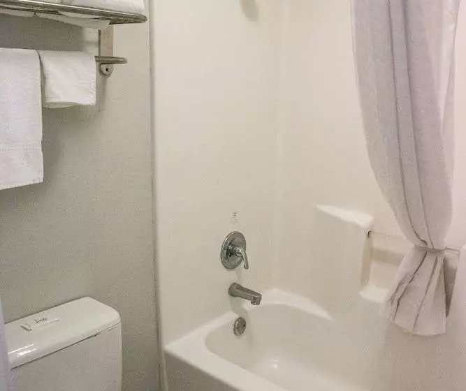 فندق Mockingbird Inn & Suites