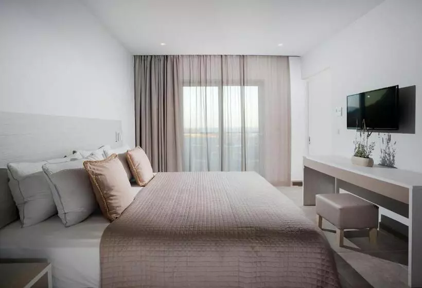 酒店 Porto Bello Beach