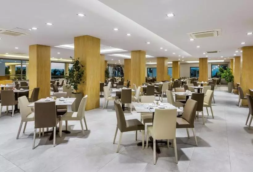 酒店 Porto Bello Beach