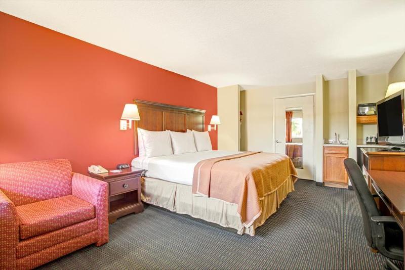 酒店 South Tampa & Suites