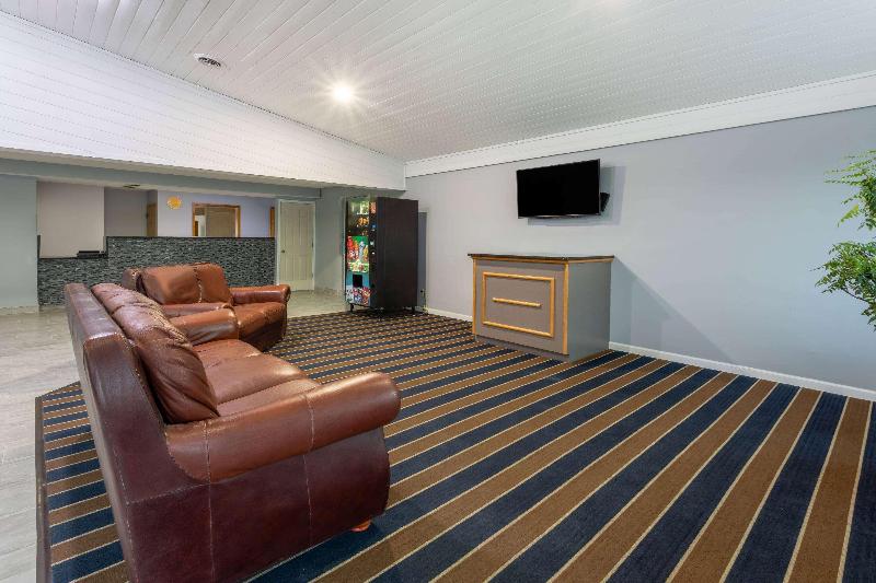 호텔 Super 8 By Wyndham Missouri Valley