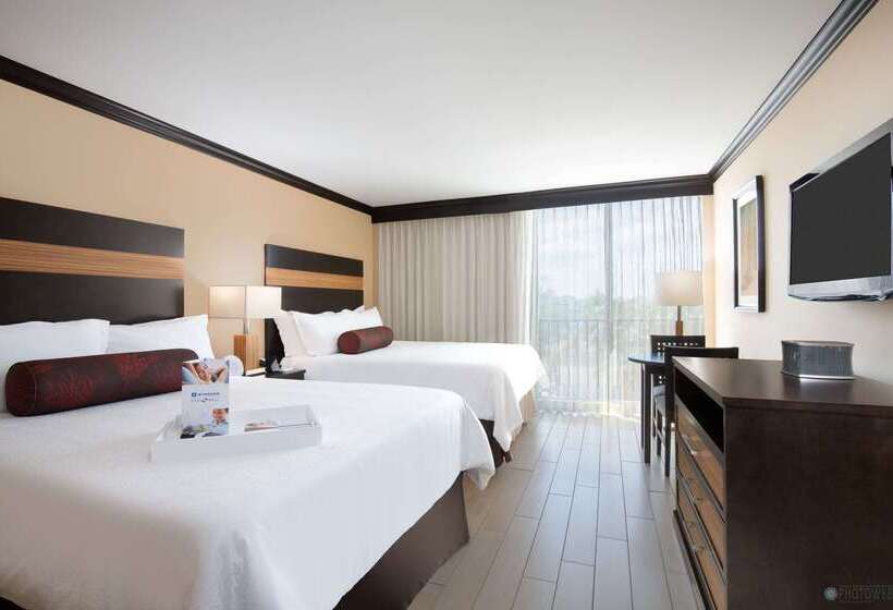 בית מלון כפרי Wyndham Deerfield Beach Resort